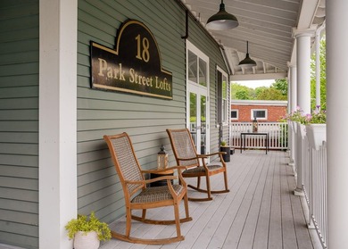 Welcome to the highly desirable Park Street Condominium - photo 2