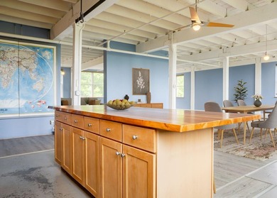 Welcome to the highly desirable Park Street Condominium - photo 6