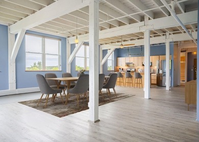 Welcome to the highly desirable Park Street Condominium - photo 8