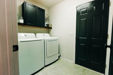Welcome to this charming 3-bedroom, 2-bathroom home featuring a - photo 33