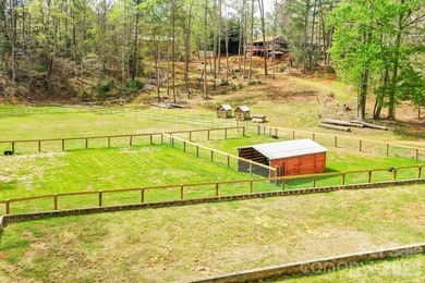 GENTLEMAN'S FARM NEAR LAKE LURE! Located just 10 minutes from - photo 1
