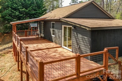 GENTLEMAN'S FARM NEAR LAKE LURE! Located just 10 minutes from - photo 6