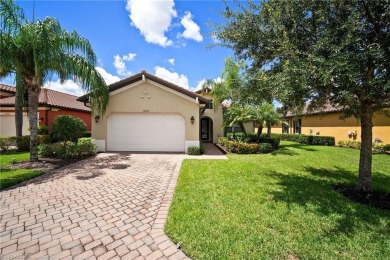 Lake Home For Sale in Fort Myers, Florida