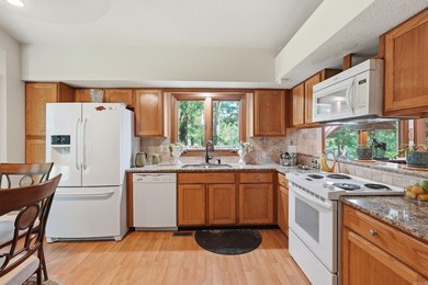 Nestled on three private lots overlooking Mountain Ranch Golf - photo 15