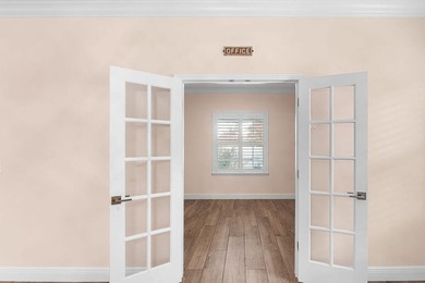 Welcome to this beautiful home in Torino with 4 Bedrooms, 3 - photo 17