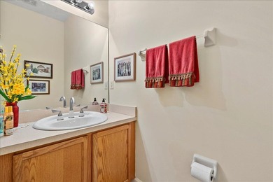 Welcome home to this beautifully maintained two-story lakefront - photo 25