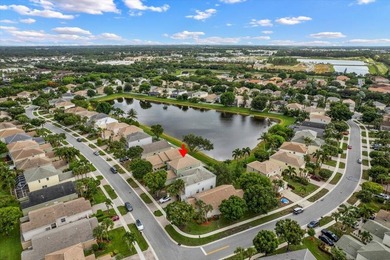 Welcome home to this beautifully maintained two-story lakefront - photo 31