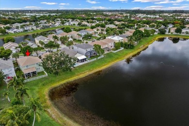Welcome home to this beautifully maintained two-story lakefront - photo 33