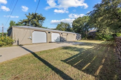 Lake Lot For Sale in Pottsboro, Texas