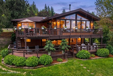 Set along Murphy Bay on the Pend Oreille River, 2583 Lakeshore - photo 3