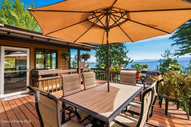 Set along Murphy Bay on the Pend Oreille River, 2583 Lakeshore - photo 4