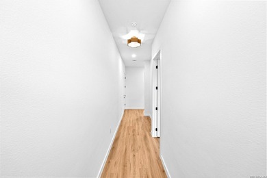 **OPEN HOUSE 7/19 11AM-1PM**Experience elevated living in this - photo 4