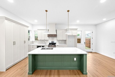 **OPEN HOUSE 7/19 11AM-1PM**Experience elevated living in this - photo 8