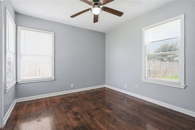 Charming and spacious 3-bedroom home offering 1,687 square feet - photo 14