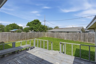 Charming and spacious 3-bedroom home offering 1,687 square feet - photo 21