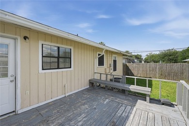 Charming and spacious 3-bedroom home offering 1,687 square feet - photo 22