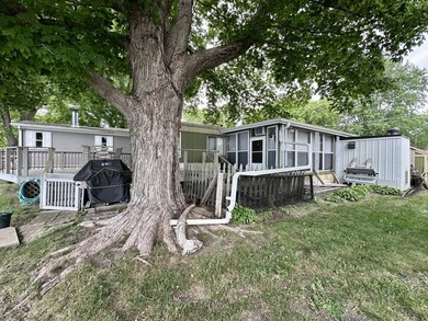 Just in time for summer! This unit is situated on a river front - photo 23