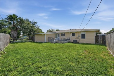 Charming and spacious 3-bedroom home offering 1,687 square feet - photo 24