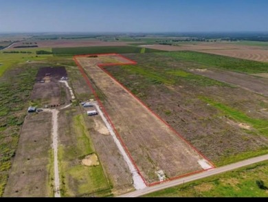 (private lake, pond, creek) Acreage For Sale in Grandview Texas