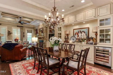 Luxury Living in Glen Lake South Experience the perfect blend of - photo 7