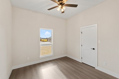 2% EXCLUSIVE INCENTIVE FOR BUYERS! UP TO $6,958 IN CONCESSIONS! - photo 18