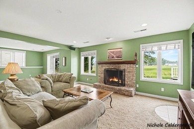 Welcome to this inviting 5-bedroom, 3.5-bath home perfectly - photo 27