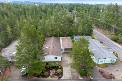 Upon entering this well-maintained home, with its recent updates - photo 4