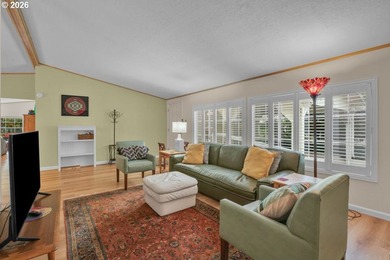 Upon entering this well-maintained home, with its recent updates - photo 7