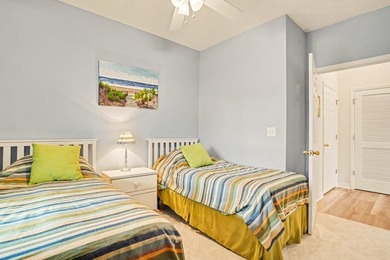 Welcome to this bright and beachy 2-bedroom, 2-bath end-unit - photo 19