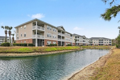Welcome to this bright and beachy 2-bedroom, 2-bath end-unit - photo 22