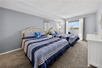 Fresh, clean & updated 2-level condo in the highly desirable - photo 26