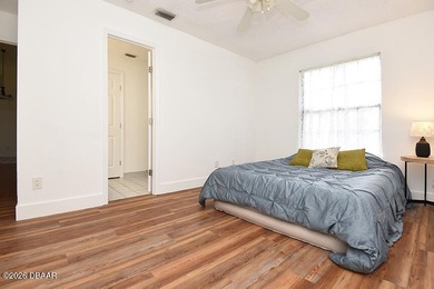 Spacious and inviting, this 4-bedroom, 3-bath home in the - photo 33
