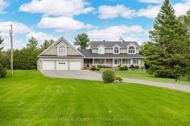 Lake Home For Sale in Greely - Metcalfe - Osgoode - Vernon And Area, 