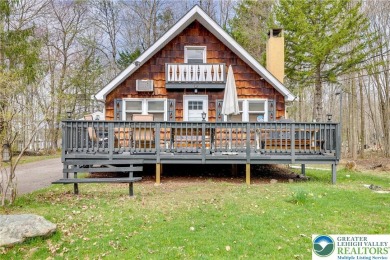 Lake Home For Sale in Coolbaugh Twp, Pennsylvania