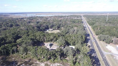 JUST REDUCED over 500K FOR A QUICK SALE! 18 Acres centrally - photo 8
