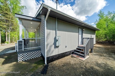 Well built 2 bedroom home. built with great care and love - photo 8