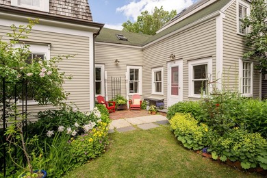 Lovingly restored and beautifully maintained, 42 Montreal Street - photo 3