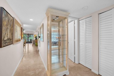 A charming and impeccably maintained two-bedroom, two-bathroom - photo 11