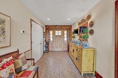 Lakefront property , 4 Bed 3 Bath log-style home in Lakeshore - photo 11