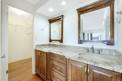 Massive price drop, very motivated Seller, submit all offers! - photo 15