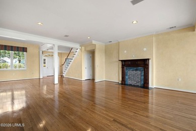 Nestled on a beautifully manicured .34 acre lot on Dataw Island - photo 17