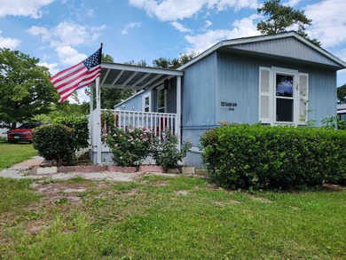Charming 2BR/1BA Manufactured Home in Crystal Lake - Move-In - photo 19
