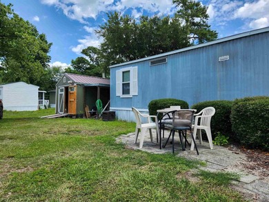 Charming 2BR/1BA Manufactured Home in Crystal Lake - Move-In - photo 21
