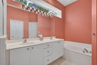 Pool home with a private courtyard design in the gated community - photo 28