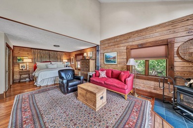 Lakefront property , 4 Bed 3 Bath log-style home in Lakeshore - photo 28