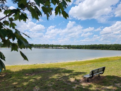 Charming 2BR/1BA Manufactured Home in Crystal Lake - Move-In - photo 31
