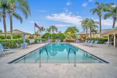 A charming and impeccably maintained two-bedroom, two-bathroom - photo 31