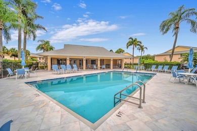 A charming and impeccably maintained two-bedroom, two-bathroom - photo 32