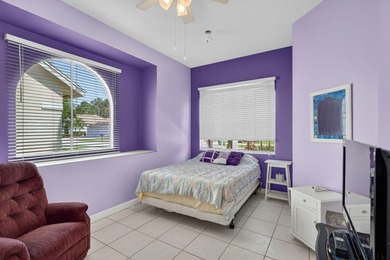 Pool home with a private courtyard design in the gated community - photo 38
