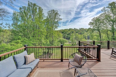 Lakefront property , 4 Bed 3 Bath log-style home in Lakeshore - photo 39